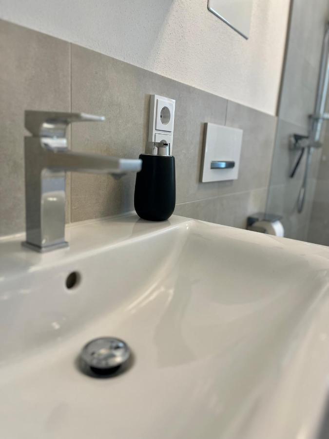ローゼンハイムUniqe I 90Qm I Terrasseアパートメント エクステリア 写真